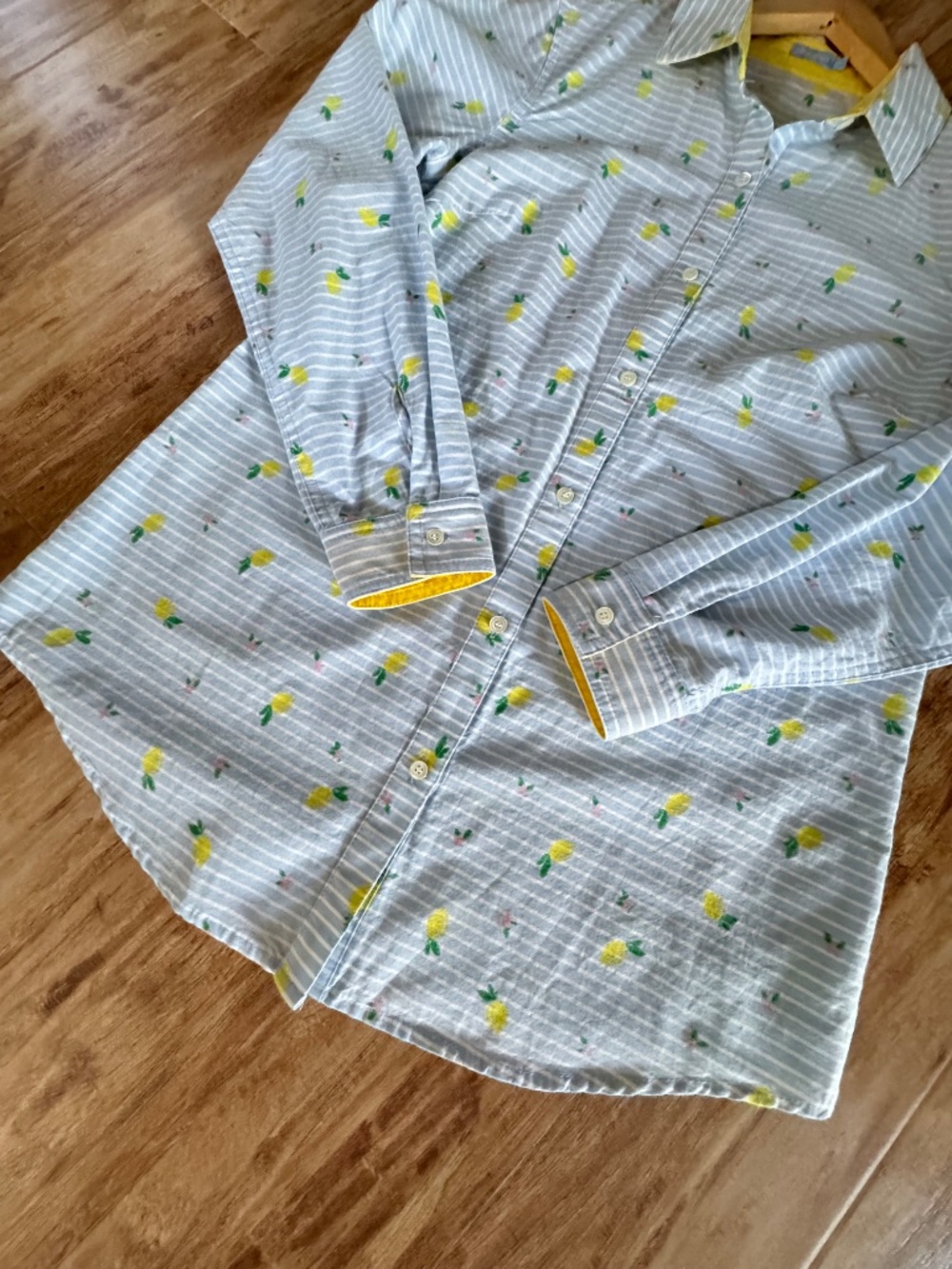 NEW J McLaughlin Lois Button Front Shirt Yellow Lemon Motif Blue White Stripe XS - Picture 13 of 14